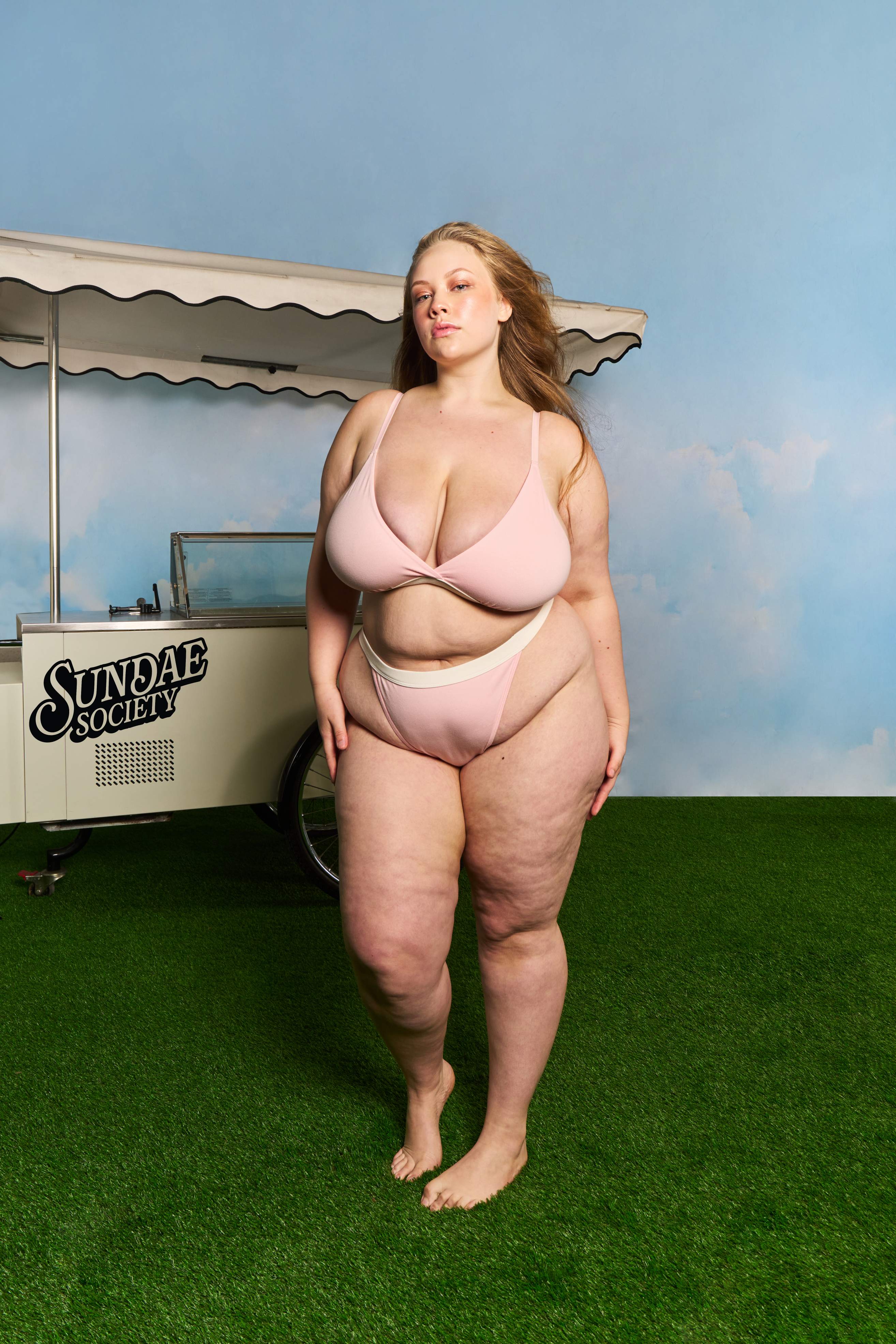 Chouchou Intimates Junie Bralette | Strawberry Cream