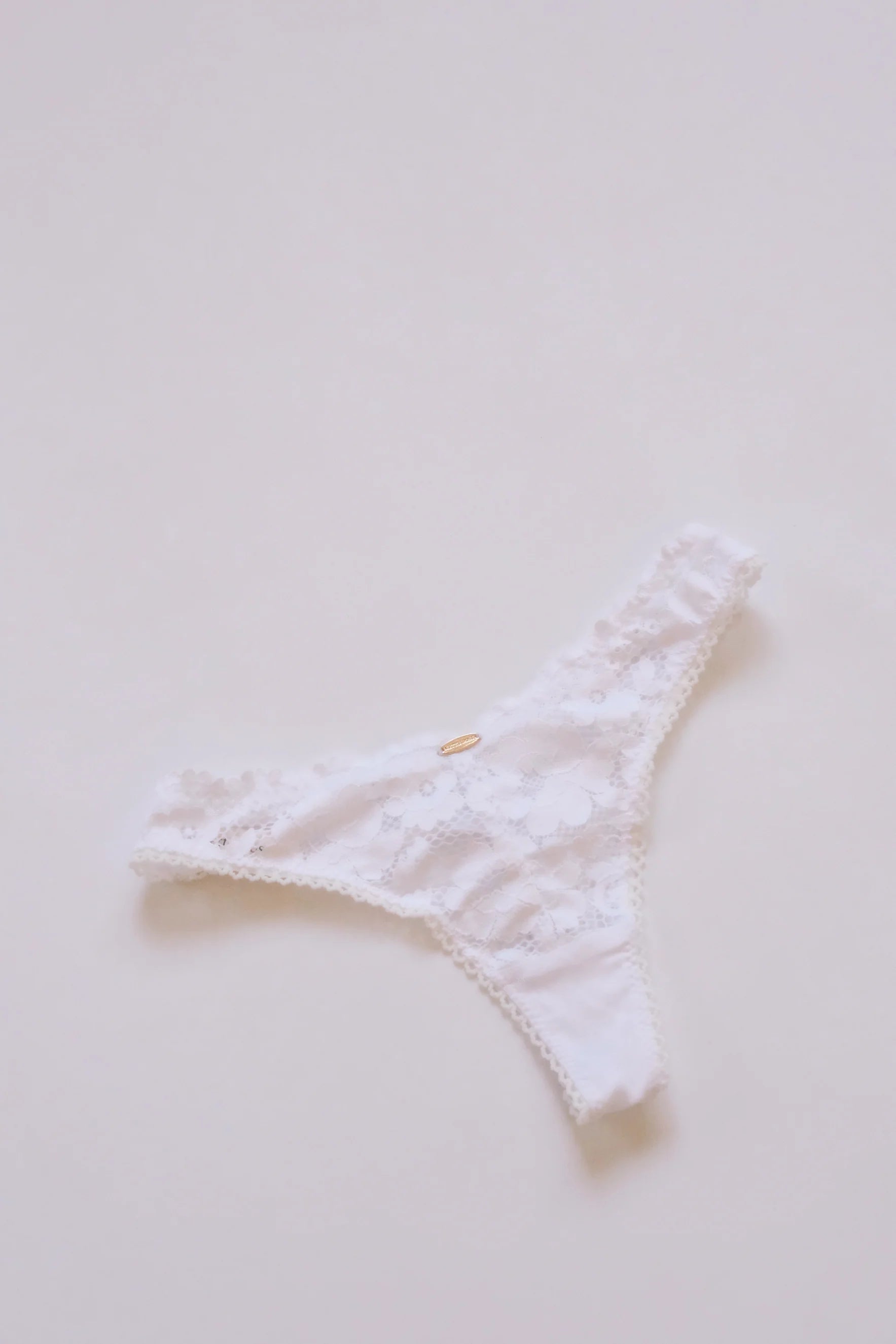 Nette Rose Ellie Lace Thong | White