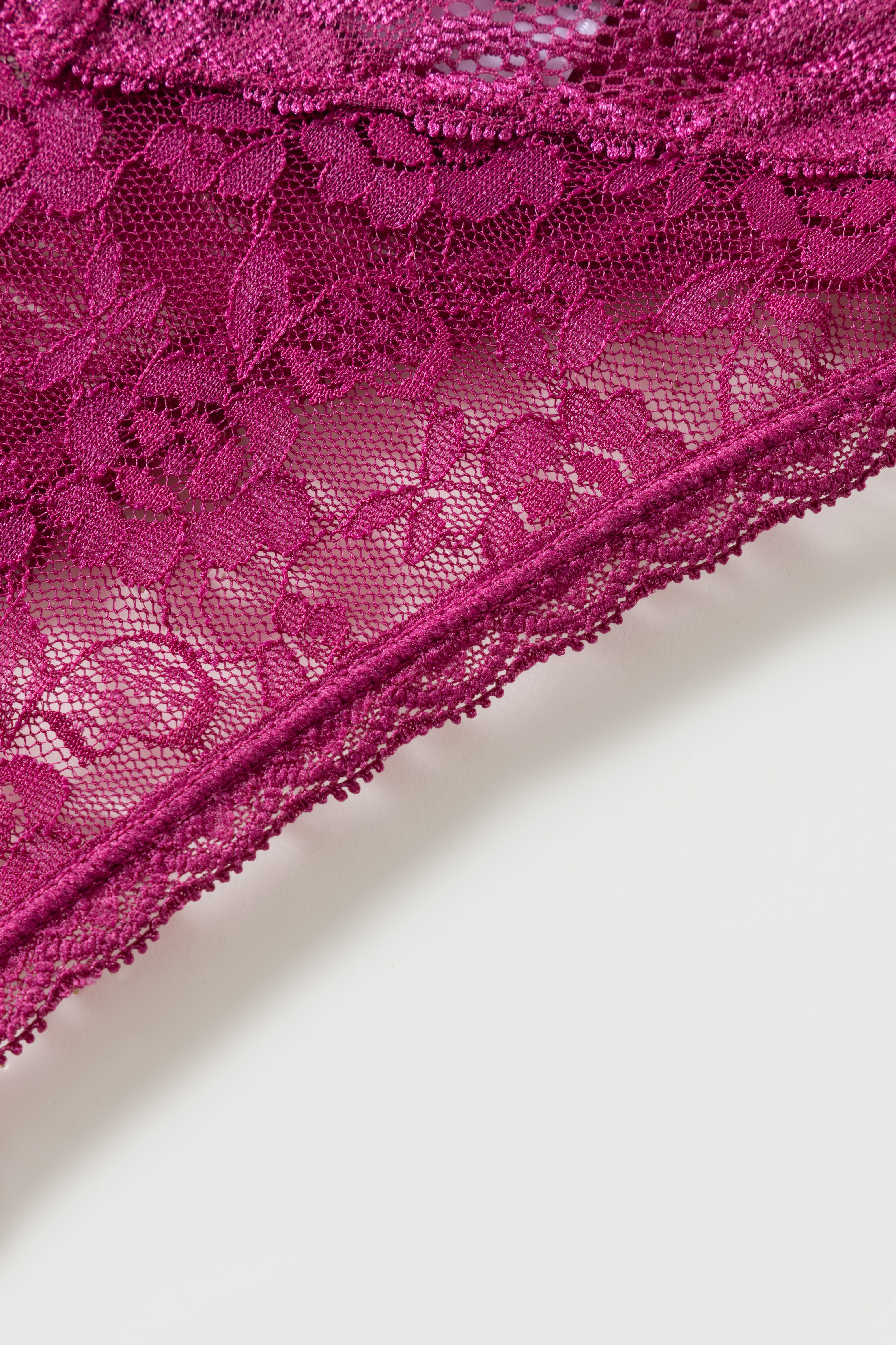 Souszy Everyday Lace Thong 3 Pack | Berry