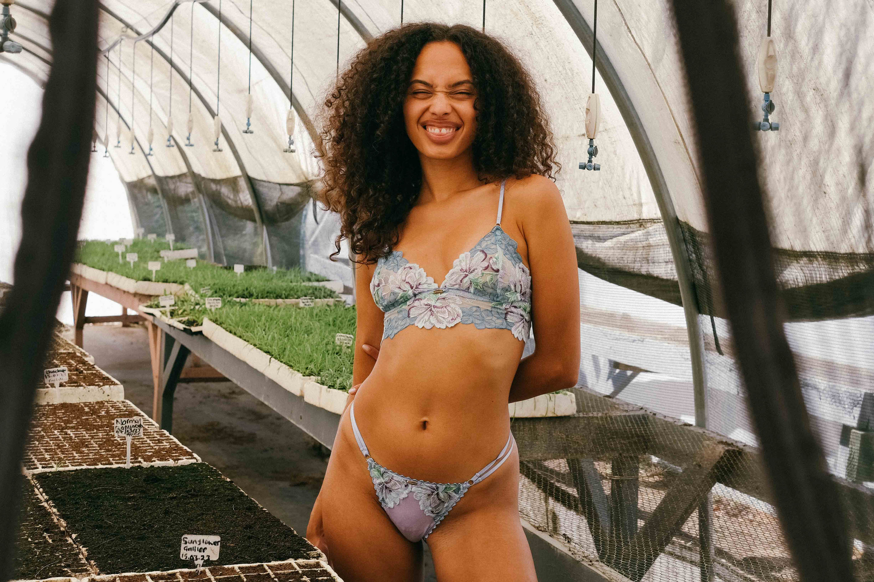 Nette Rose Remmi Midline Bralette | Blue