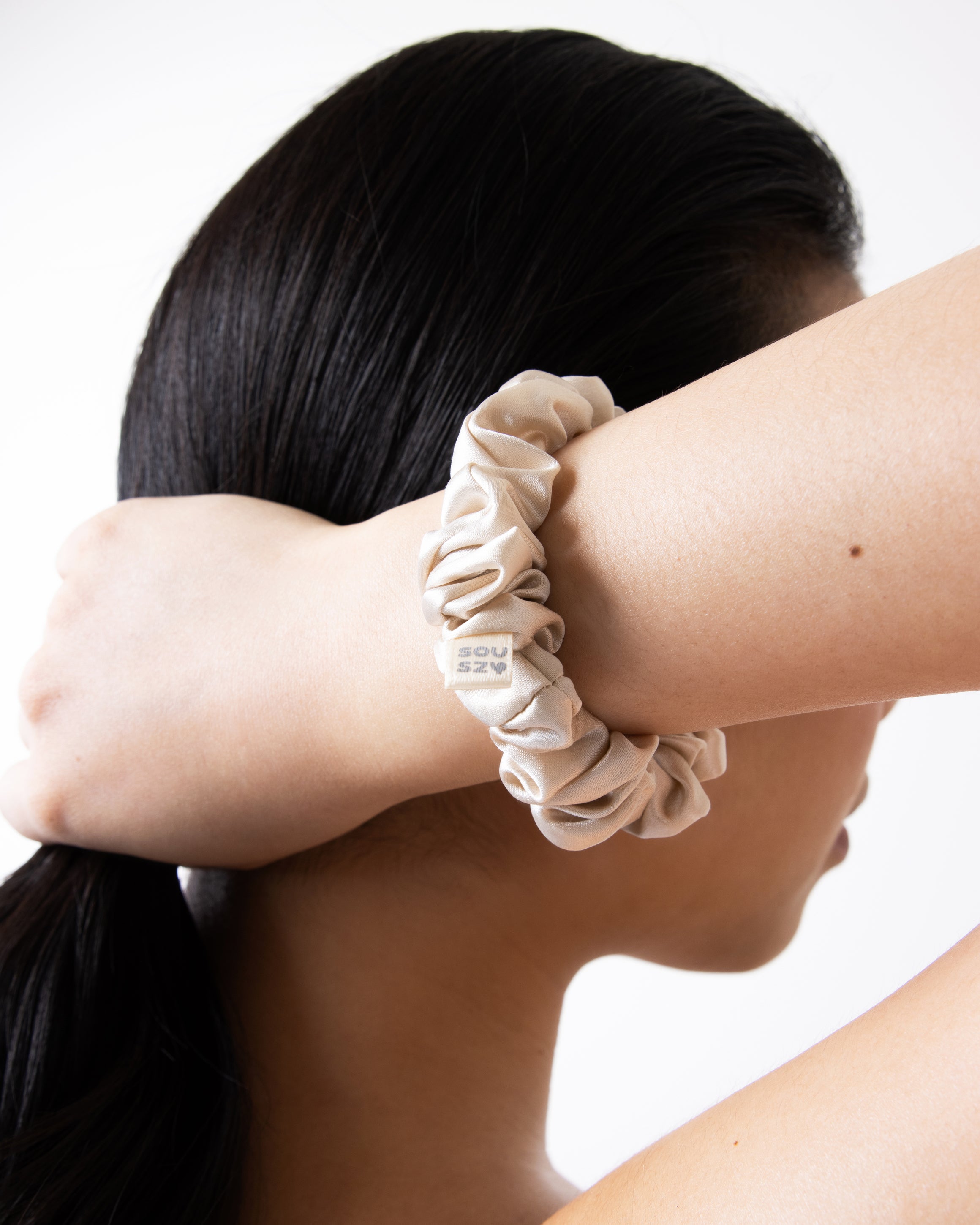 Souszy Silk Scrunchie Medium Set of 2 | Champagne