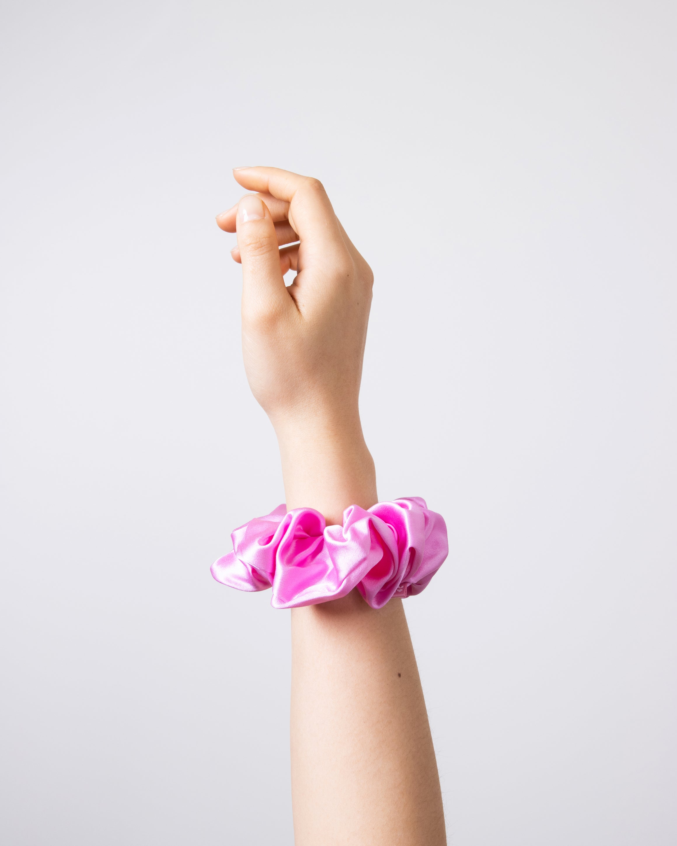 Souszy Silk Scrunchie Large | Pink