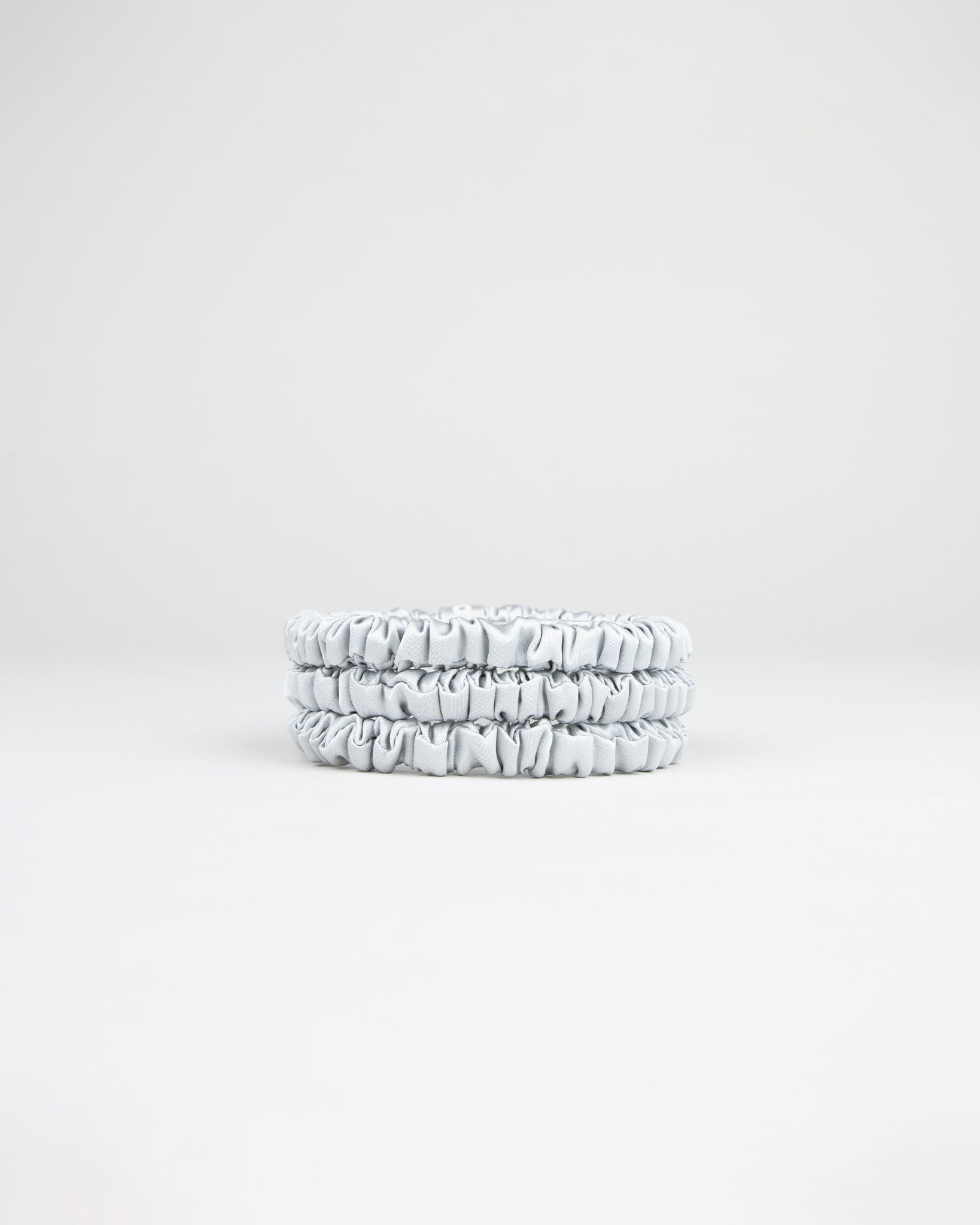 Souszy Silk Scrunchie Small Set of 3 | Silver