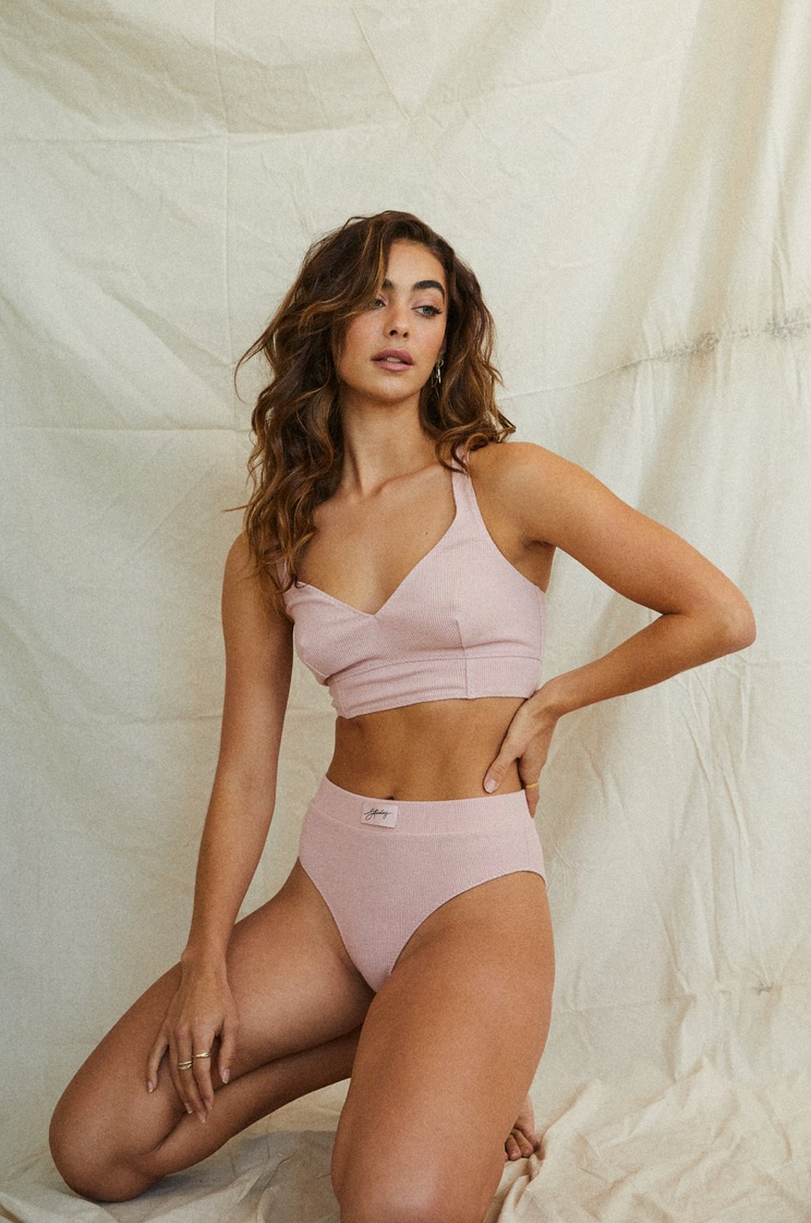 Elle Ribbed Knit Boyfriend Brief | Blush Pink - Souszy - Saturday The Label - Front