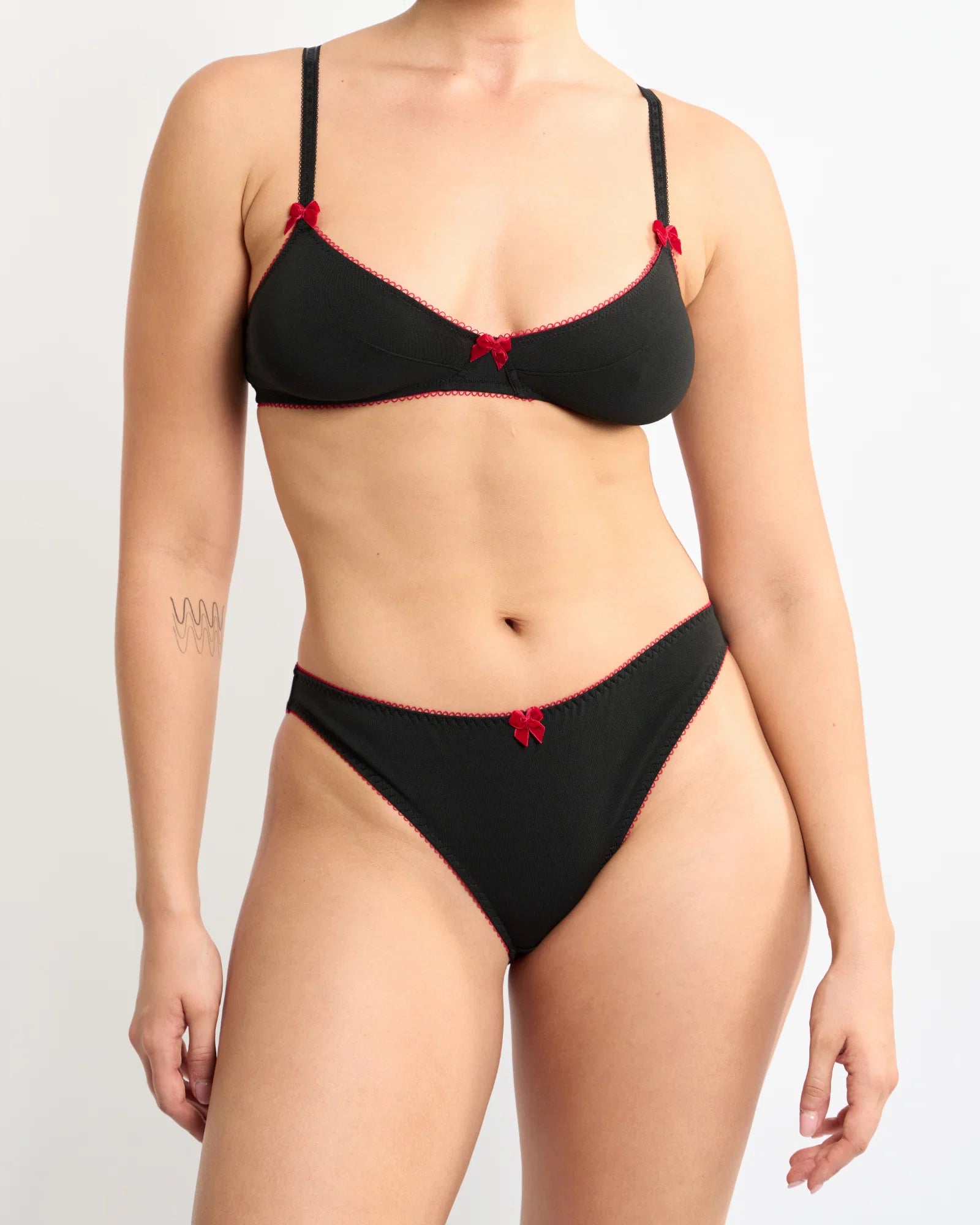Chouchou Intimates Georgia Organic Cotton Bikini Brief | Black