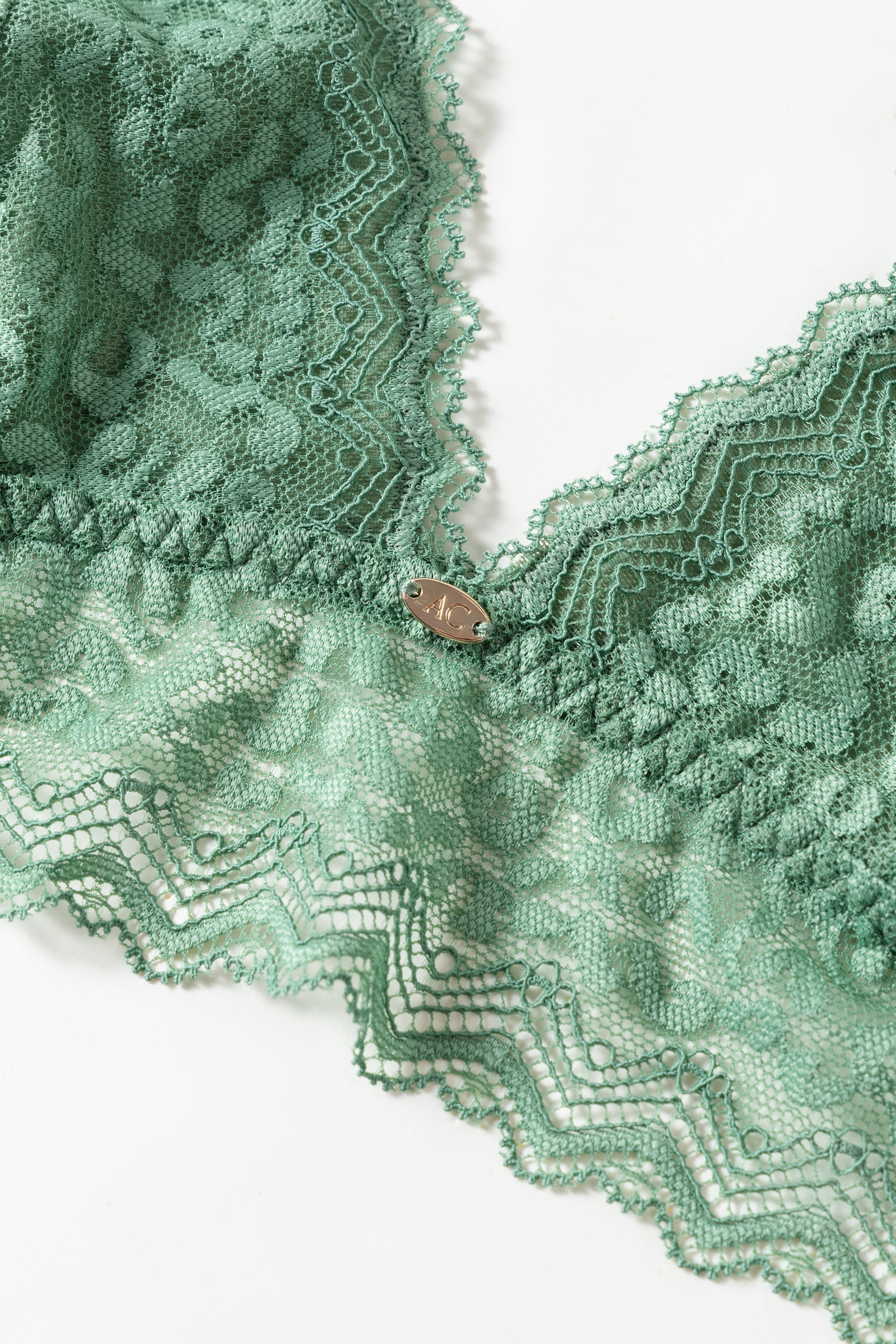 Abbie Chatfield x Souszy Abbie Lace Bralette | Ivy