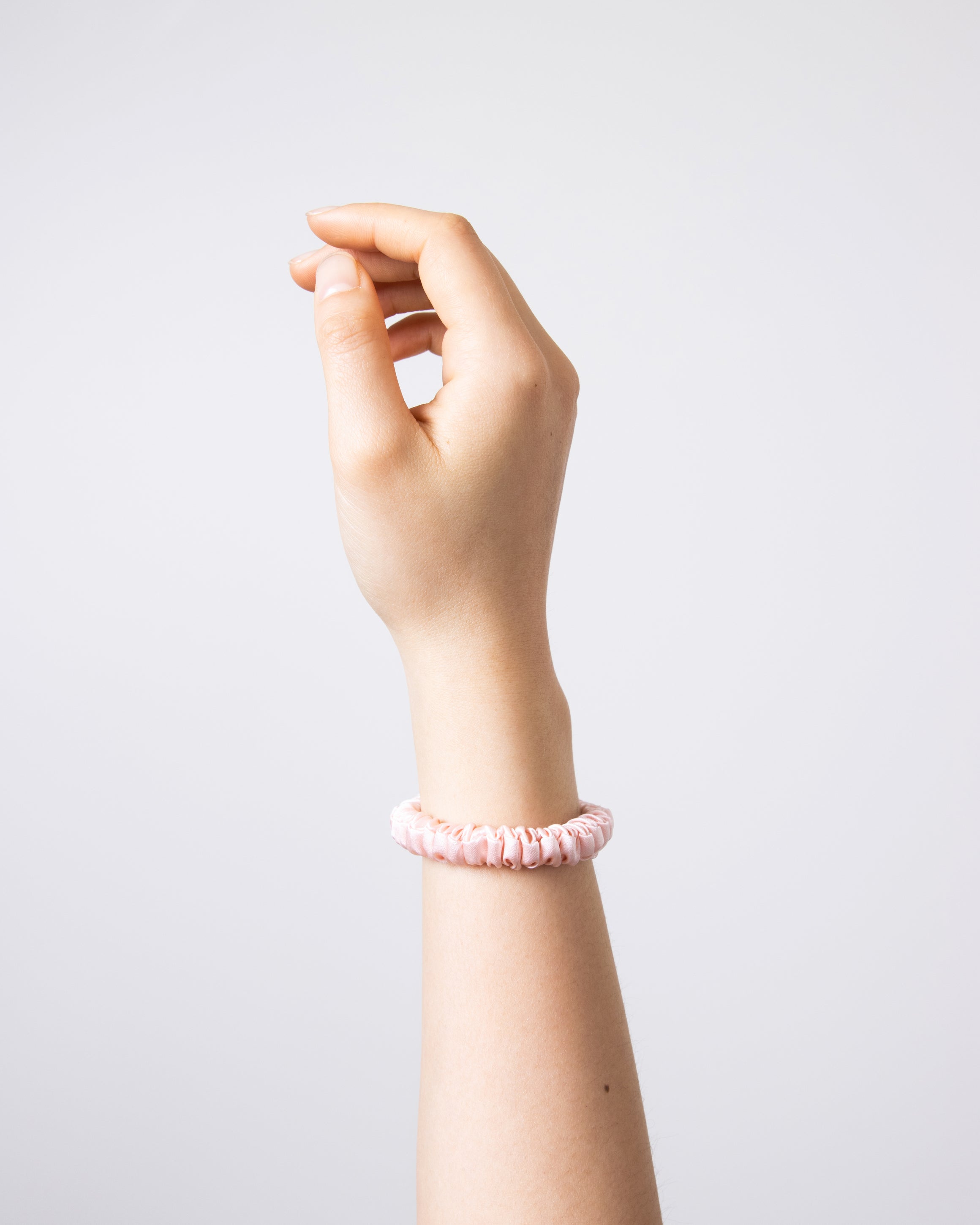 Souszy Silk Scrunchie Small Set of 3 | Champagne / Pink / Soft Pink