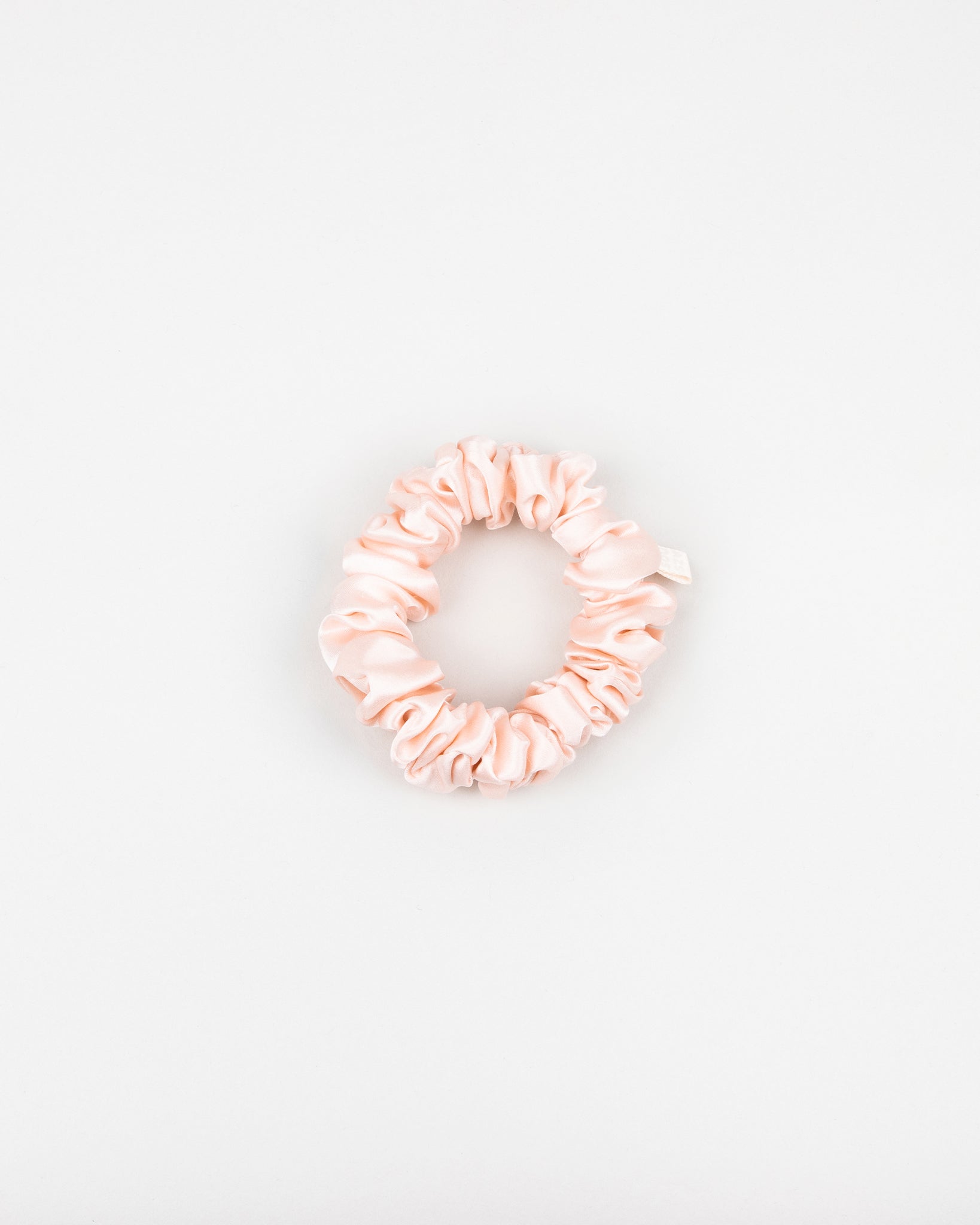 Souszy Mulberry Silk Medium Scrunchie