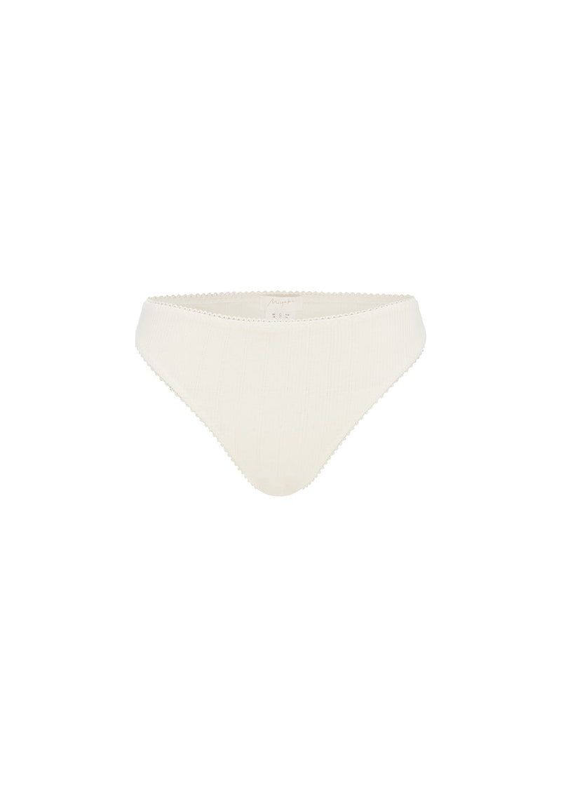 Estelle Cheeky | Dove