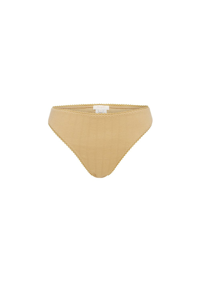 Estelle Cheeky | Latte