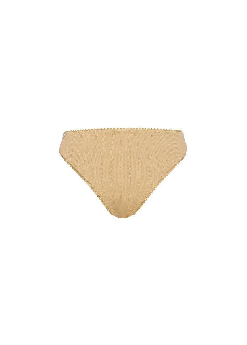 Estelle Cheeky | Latte